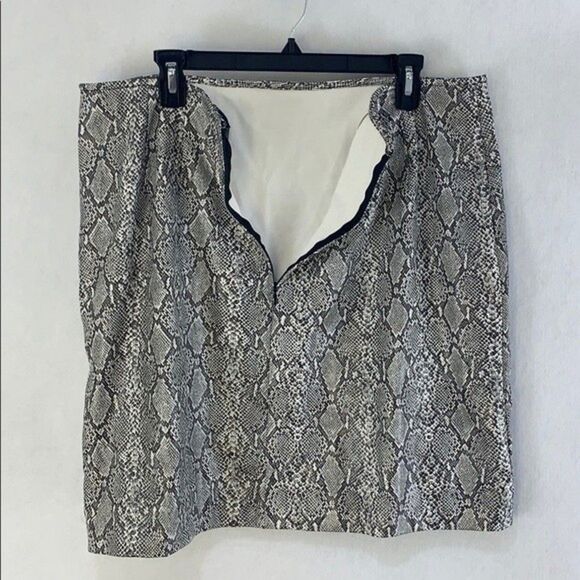 PLUS SIZE Vintage Venezia Jeans polyurethane/vegan leather pencil skirt - Picture 5 of 6